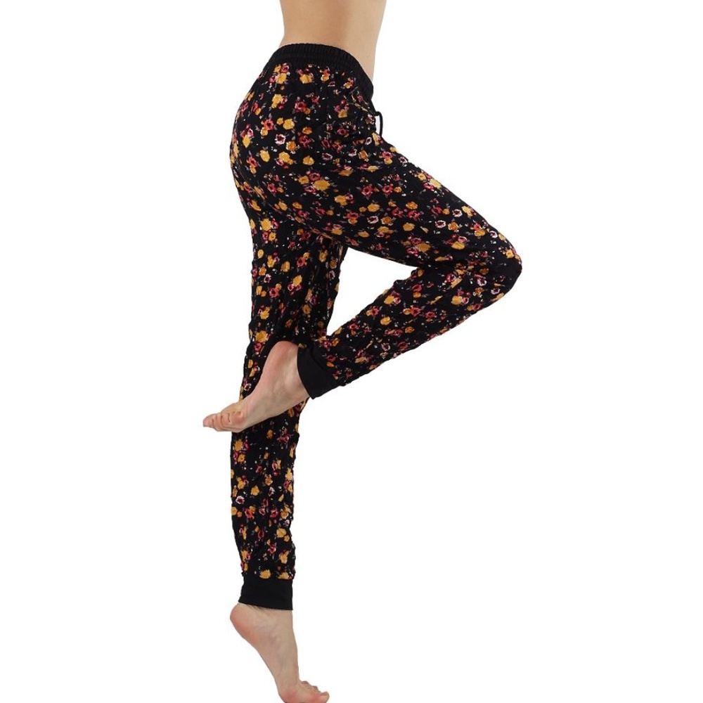 Pants light weight with drag-stings